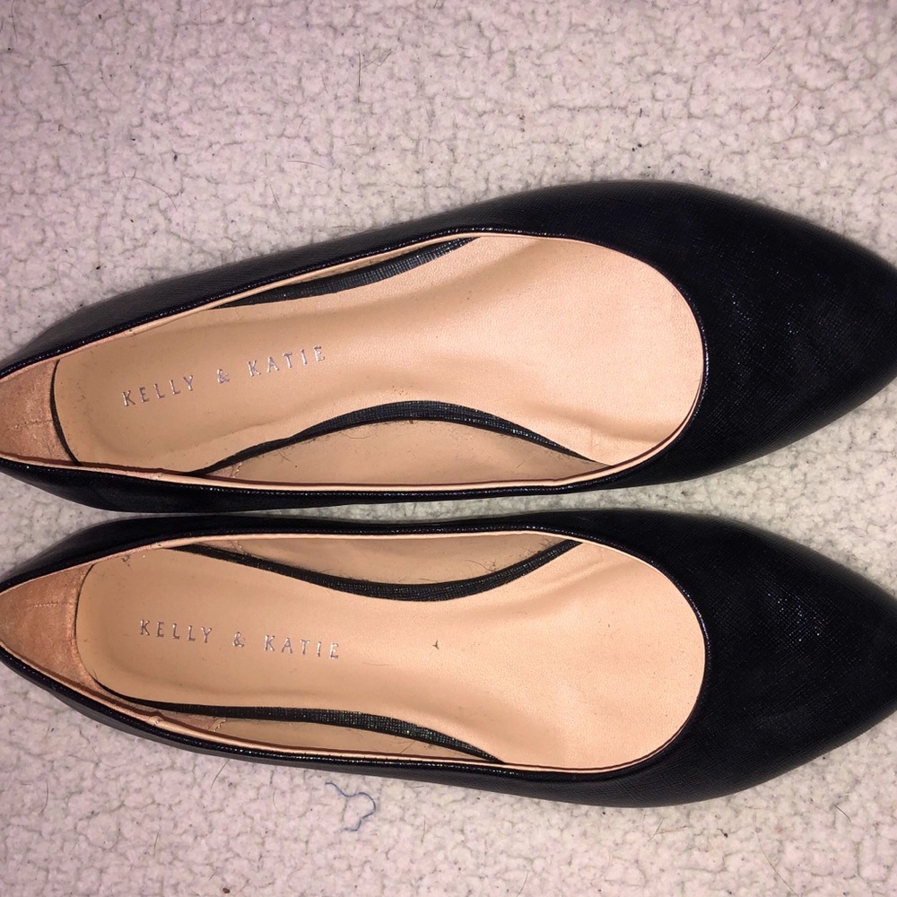 Kelly & Katie Black Flats size 8 NWOT